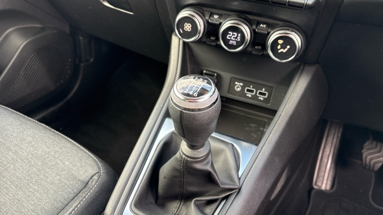 Renault Captur 1.0 TCE 90 Iconic 5dr Petrol Hatchback